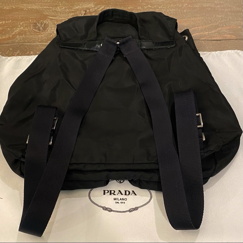 SOLD 🎉PRADA Large Backpack Excellent Condition - Picture 4 of 16